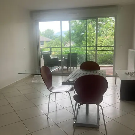 Apartment Five Luxe Wi-fi